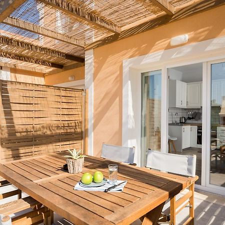 Reiki Apartments Ereikoussa ภายนอก รูปภาพ