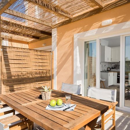 Reiki Apartments Ereikoussa ภายนอก รูปภาพ