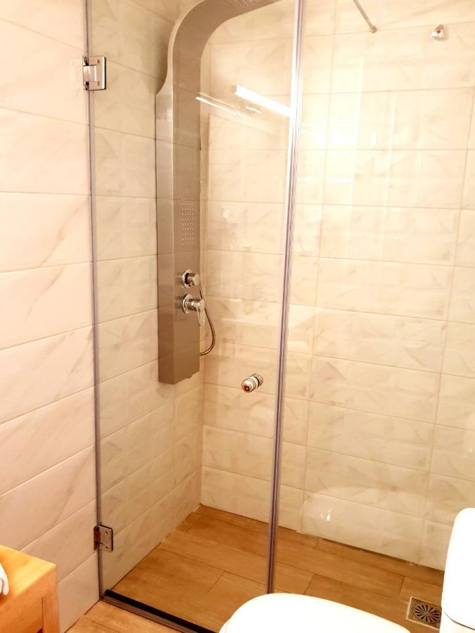 Reiki Apartments Ereikoussa ภายนอก รูปภาพ
