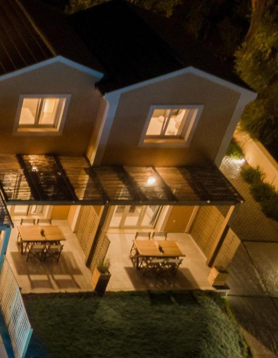 Reiki Apartments Ereikoussa ภายนอก รูปภาพ