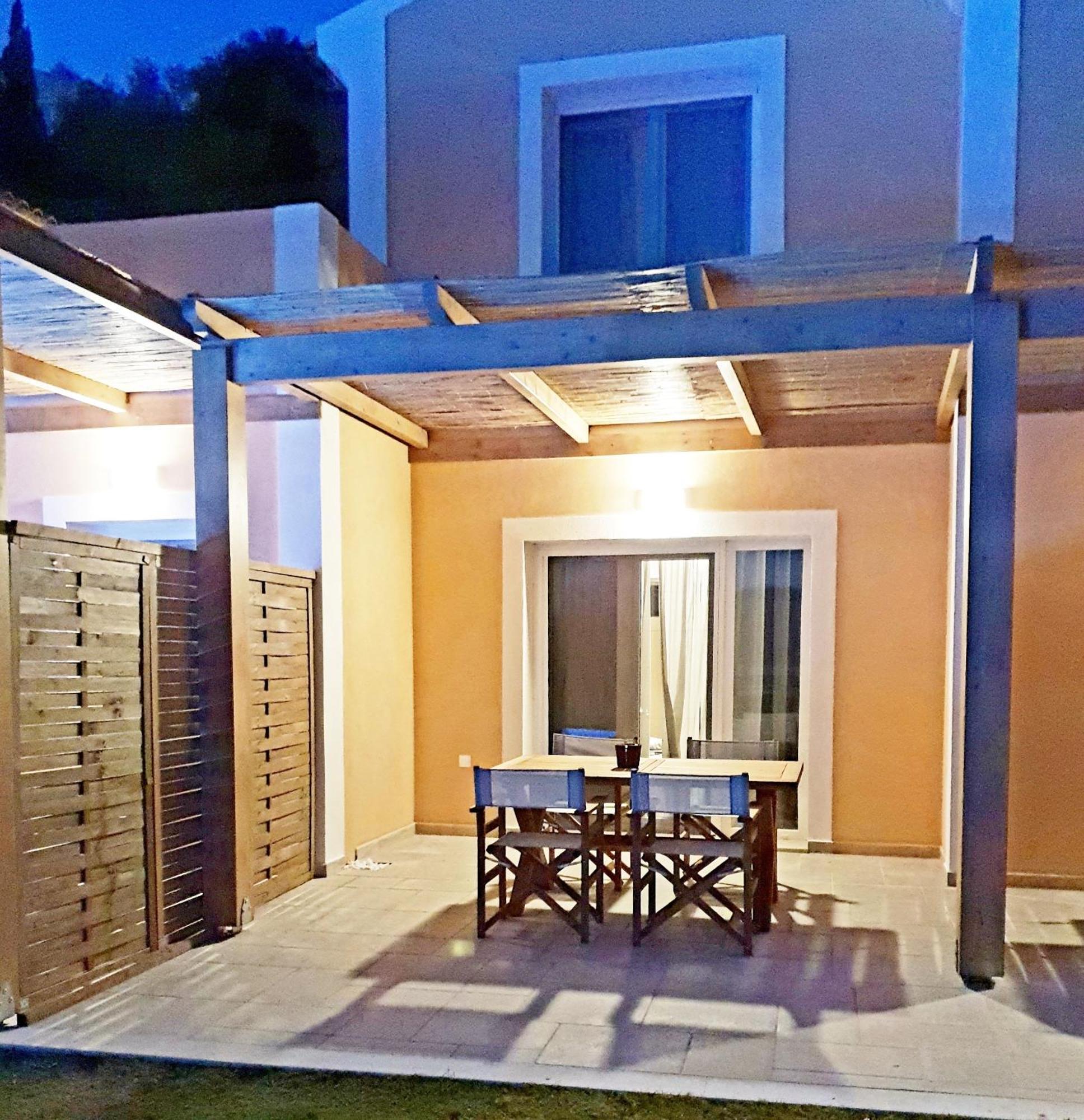 Reiki Apartments Ereikoussa ภายนอก รูปภาพ