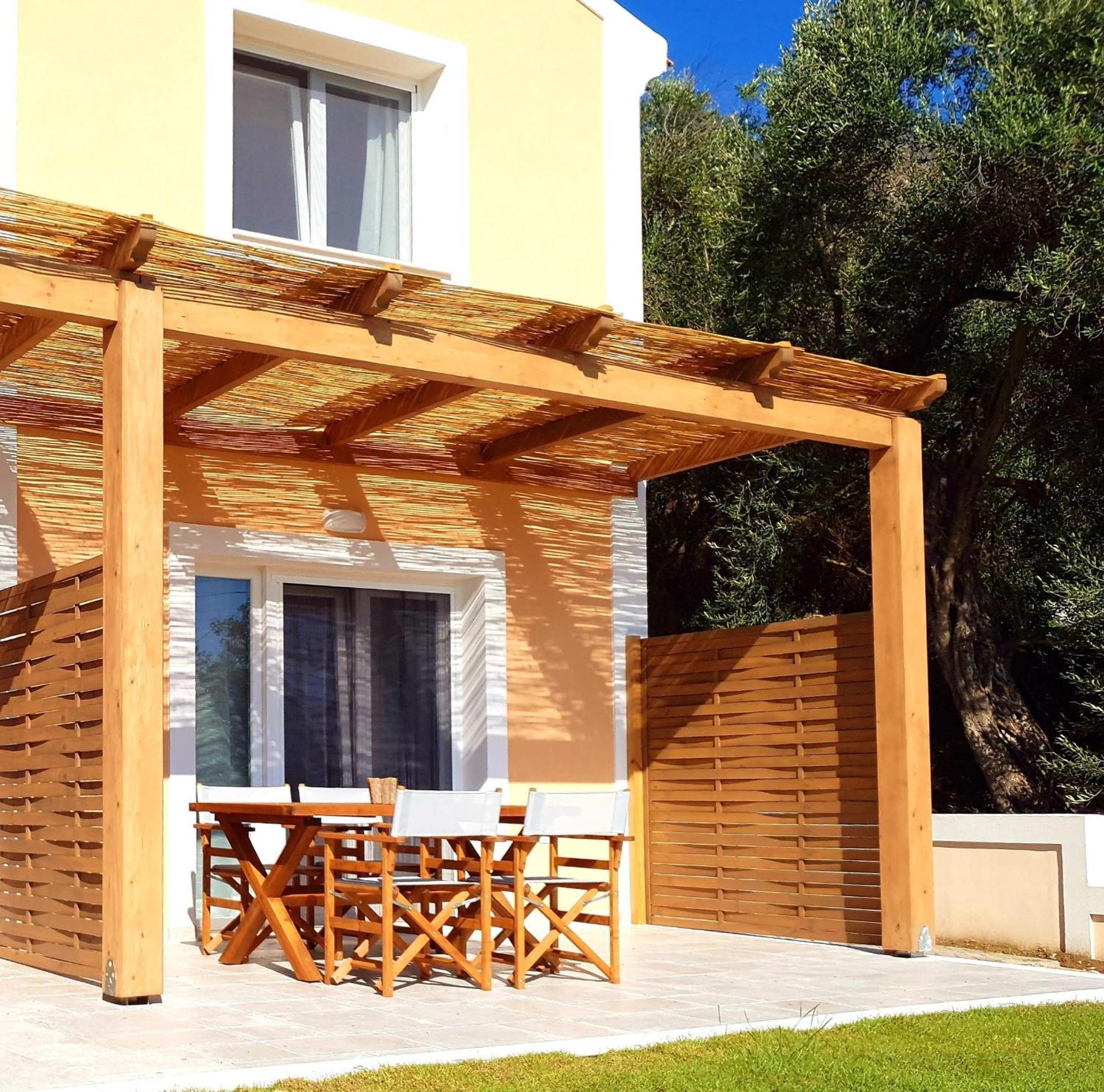 Reiki Apartments Ereikoussa ภายนอก รูปภาพ
